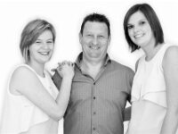 Three girls and one guy - 05