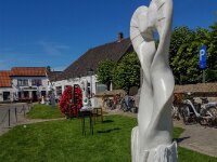 698 Beelden Lissewege